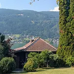 بيت للعطل Seehaus Ossiachersee *