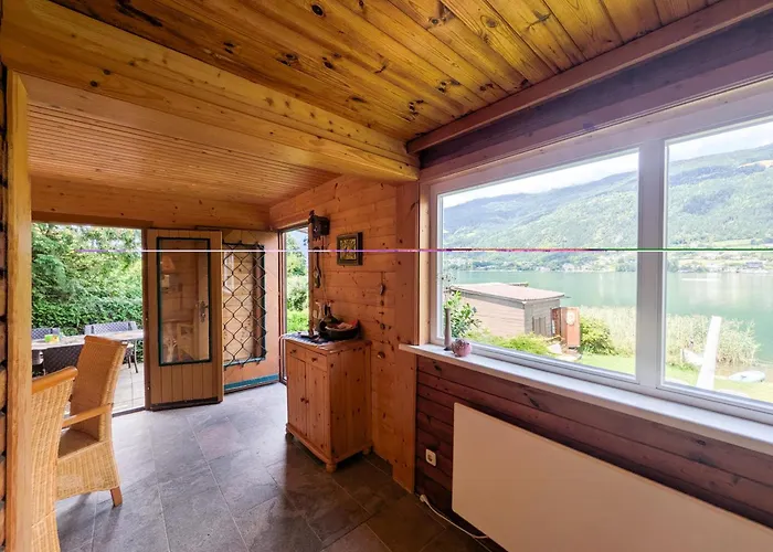 Seehaus Ossiachersee Dom wakacyjny *